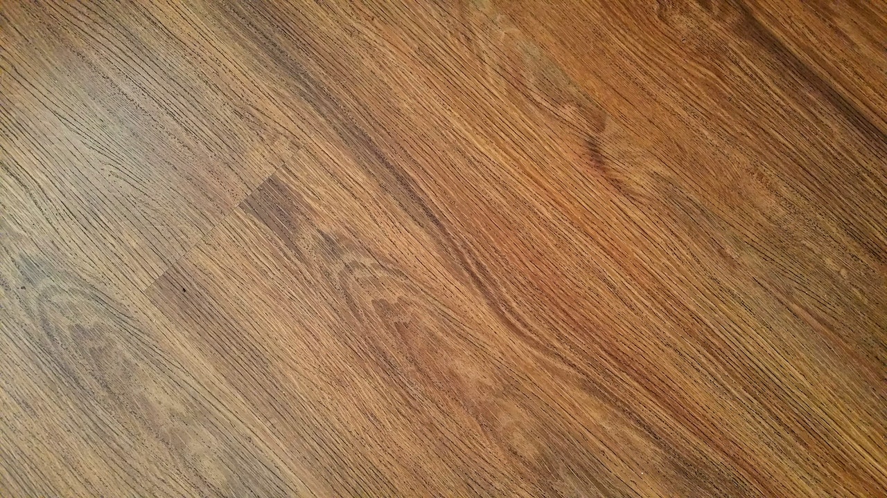 Fornitura e Posa in Opera di Parquet.